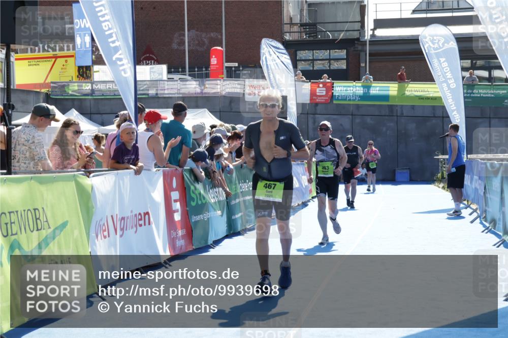 09.08.2026 - GEWOBA Citytriathlon Bremen Yannick Fuchs http://msf.ph/oto/9939698 09.08.2026 15:33:36 Ziel 432, 463, 467 meine-sportfotos.de