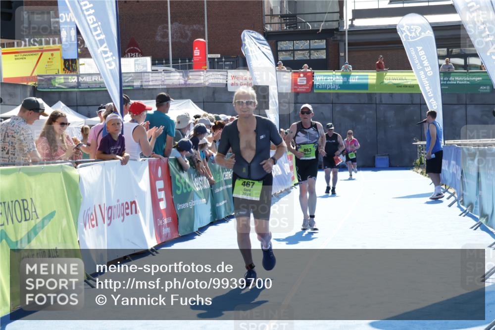 09.08.2026 - GEWOBA Citytriathlon Bremen Yannick Fuchs http://msf.ph/oto/9939700 09.08.2026 15:33:36 Ziel 432, 463, 467 meine-sportfotos.de