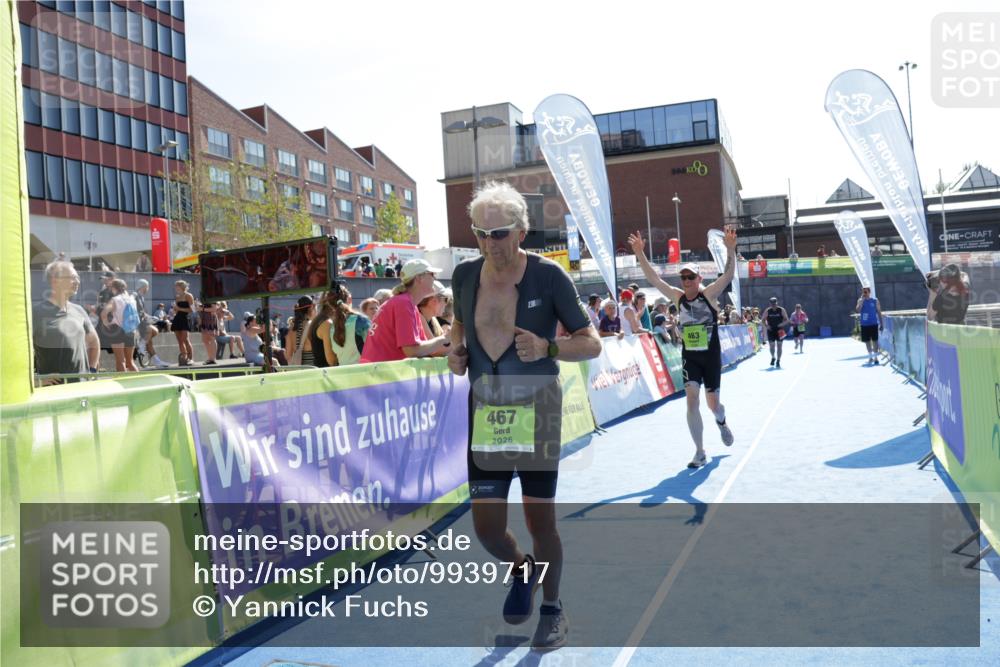 09.08.2026 - GEWOBA Citytriathlon Bremen Yannick Fuchs http://msf.ph/oto/9939717 09.08.2026 15:33:39 Ziel 463, 467 meine-sportfotos.de