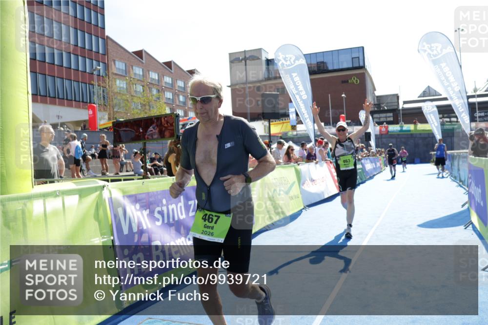 09.08.2026 - GEWOBA Citytriathlon Bremen Yannick Fuchs http://msf.ph/oto/9939721 09.08.2026 15:33:39 Ziel 463, 467 meine-sportfotos.de