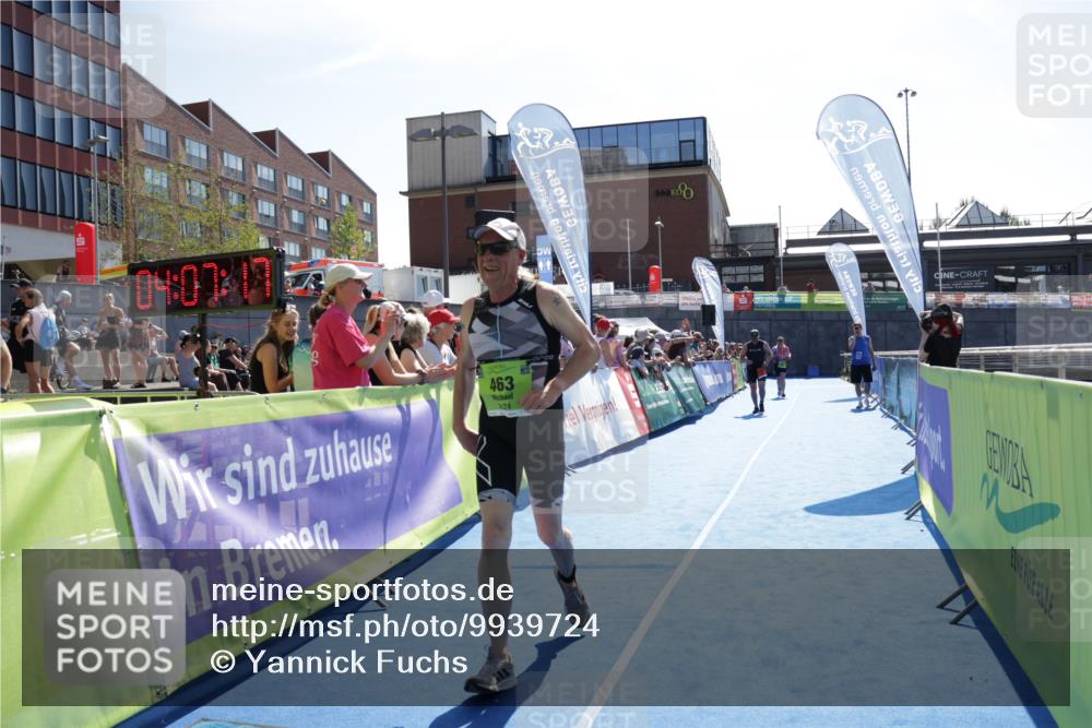 09.08.2026 - GEWOBA Citytriathlon Bremen Yannick Fuchs http://msf.ph/oto/9939724 09.08.2026 15:33:41 Ziel 463, 467 meine-sportfotos.de