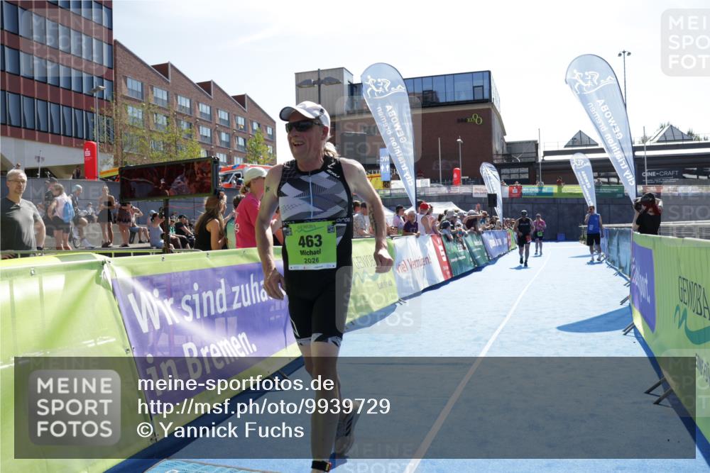 09.08.2026 - GEWOBA Citytriathlon Bremen Yannick Fuchs http://msf.ph/oto/9939729 09.08.2026 15:33:41 Ziel 463, 467 meine-sportfotos.de