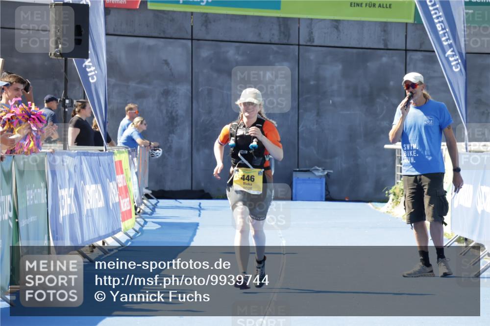 09.08.2026 - GEWOBA Citytriathlon Bremen Yannick Fuchs http://msf.ph/oto/9939744 09.08.2026 11:53:33 Ziel 446 meine-sportfotos.de