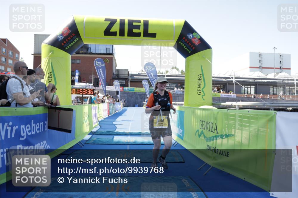 09.08.2026 - GEWOBA Citytriathlon Bremen Yannick Fuchs http://msf.ph/oto/9939768 09.08.2026 11:53:40 Ziel 446 meine-sportfotos.de