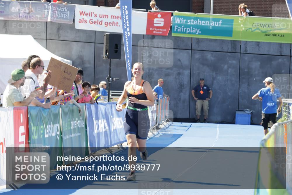 09.08.2026 - GEWOBA Citytriathlon Bremen Yannick Fuchs http://msf.ph/oto/9939777 09.08.2026 11:54:04 Ziel 490 meine-sportfotos.de