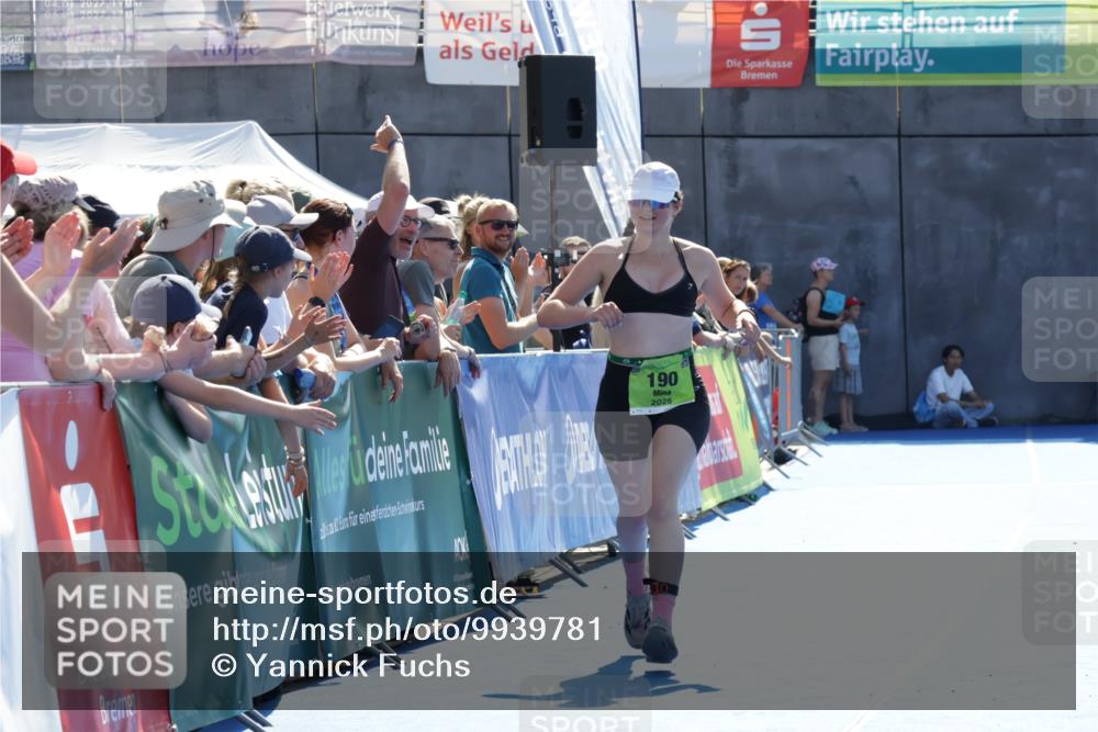 09.08.2026 - GEWOBA Citytriathlon Bremen Yannick Fuchs http://msf.ph/oto/9939781 09.08.2026 15:33:57 Ziel 190 meine-sportfotos.de
