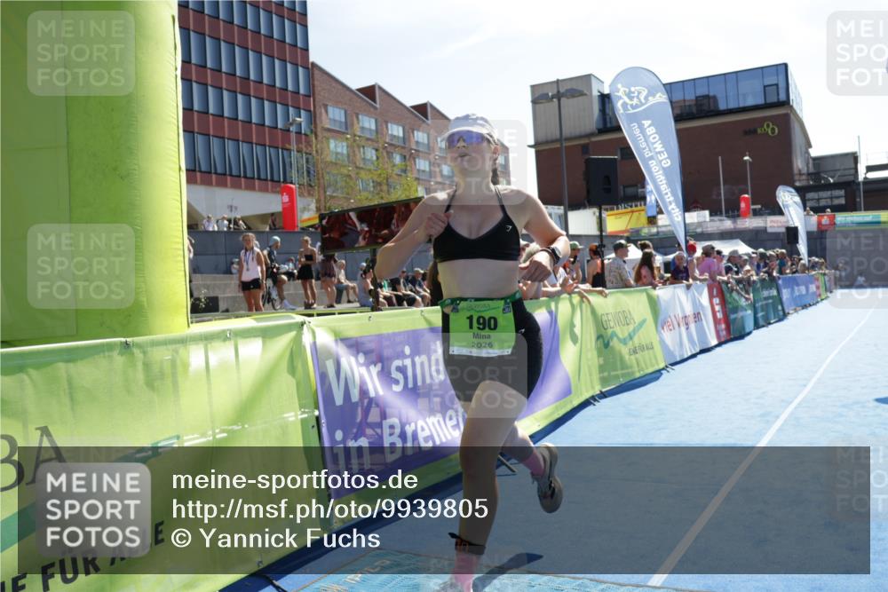 09.08.2026 - GEWOBA Citytriathlon Bremen Yannick Fuchs http://msf.ph/oto/9939805 09.08.2026 15:34:01 Ziel 190 meine-sportfotos.de
