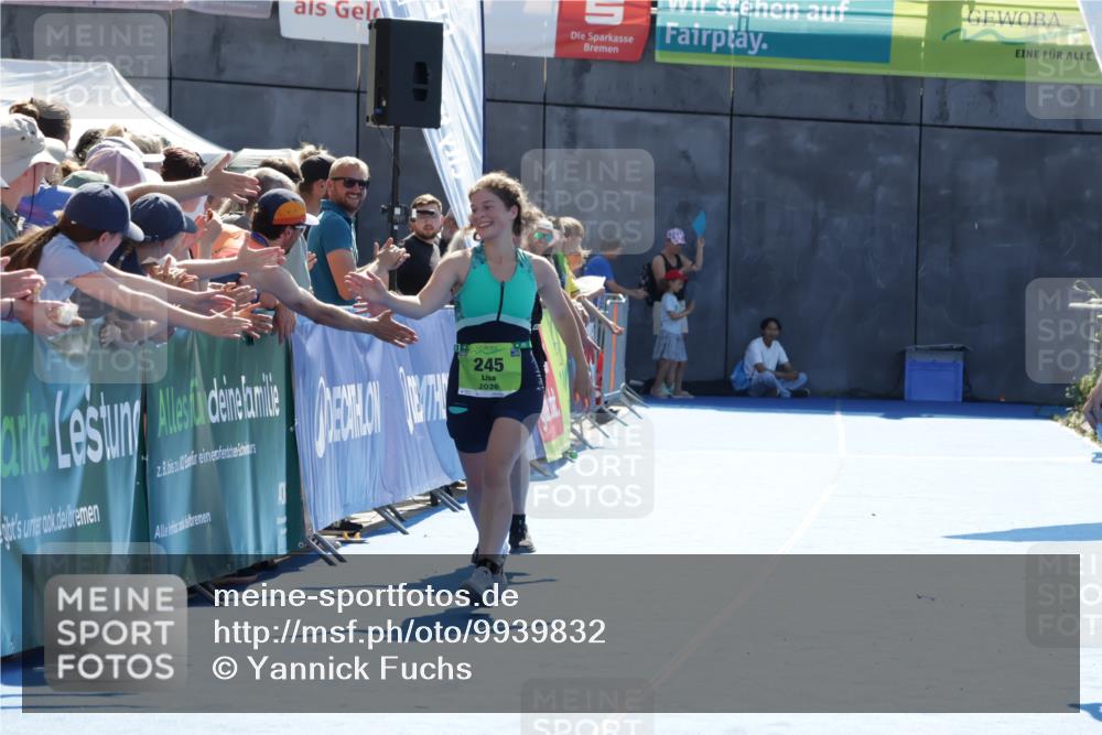 09.08.2026 - GEWOBA Citytriathlon Bremen Yannick Fuchs http://msf.ph/oto/9939832 09.08.2026 15:34:21 Ziel 486 meine-sportfotos.de