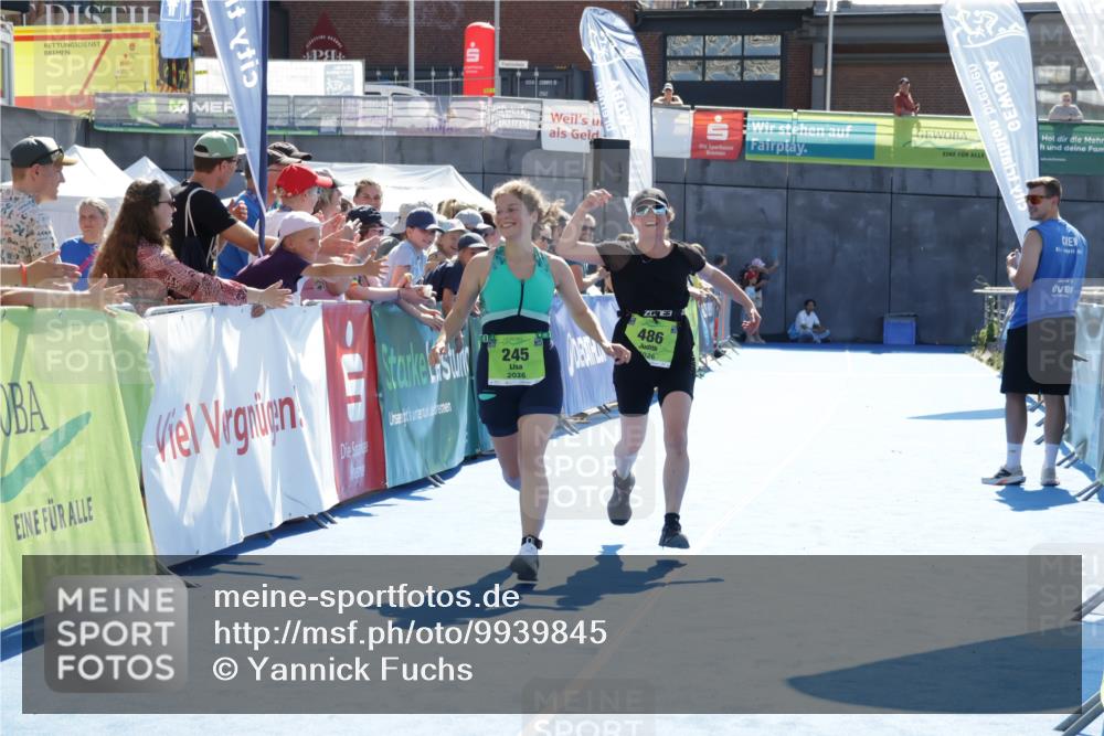 09.08.2026 - GEWOBA Citytriathlon Bremen Yannick Fuchs http://msf.ph/oto/9939845 09.08.2026 15:34:24 Ziel 245, 486 meine-sportfotos.de