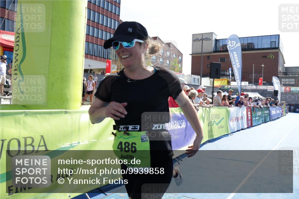 09.08.2026 - GEWOBA Citytriathlon Bremen Yannick Fuchs http://msf.ph/oto/9939858 09.08.2026 15:34:26 Ziel 245, 486 meine-sportfotos.de