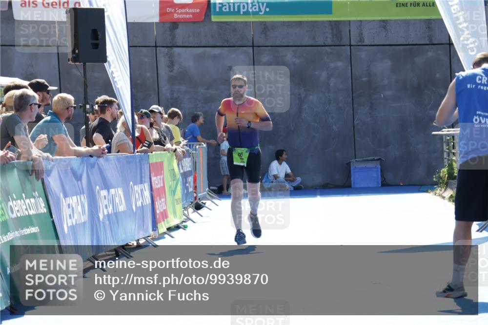 09.08.2026 - GEWOBA Citytriathlon Bremen Yannick Fuchs http://msf.ph/oto/9939870 09.08.2026 15:34:37 Ziel  meine-sportfotos.de