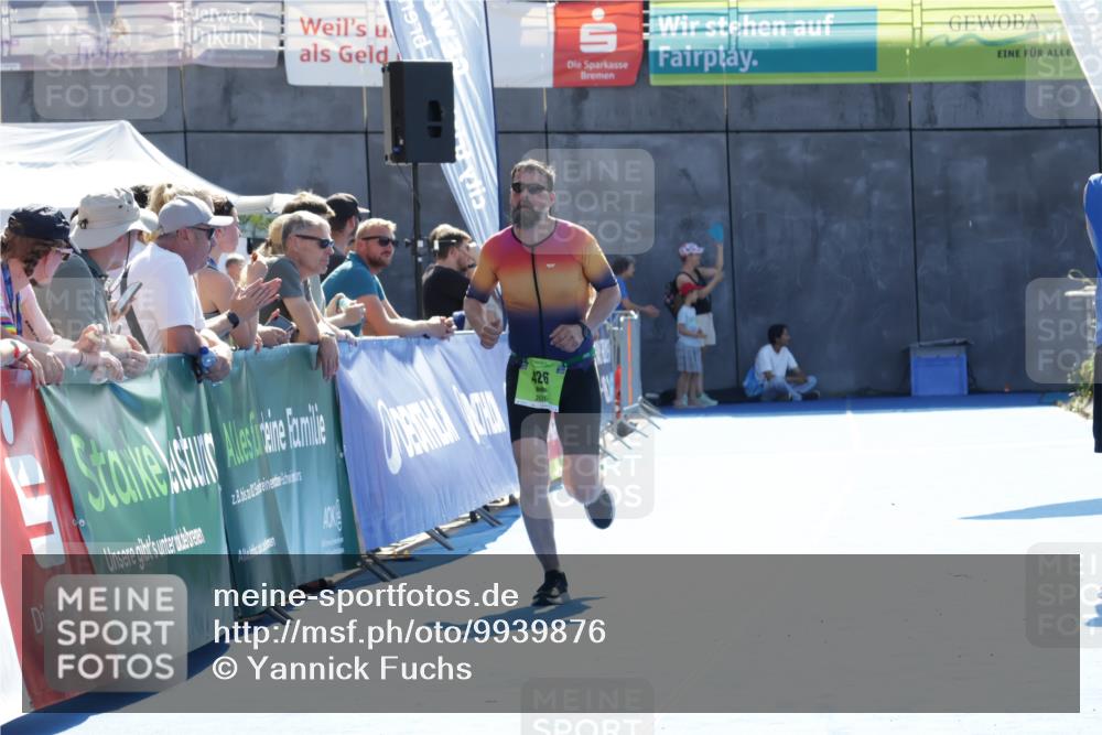 09.08.2026 - GEWOBA Citytriathlon Bremen Yannick Fuchs http://msf.ph/oto/9939876 09.08.2026 15:34:39 Ziel 426 meine-sportfotos.de