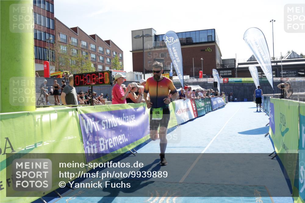 09.08.2026 - GEWOBA Citytriathlon Bremen Yannick Fuchs http://msf.ph/oto/9939889 09.08.2026 15:34:43 Ziel 426 meine-sportfotos.de