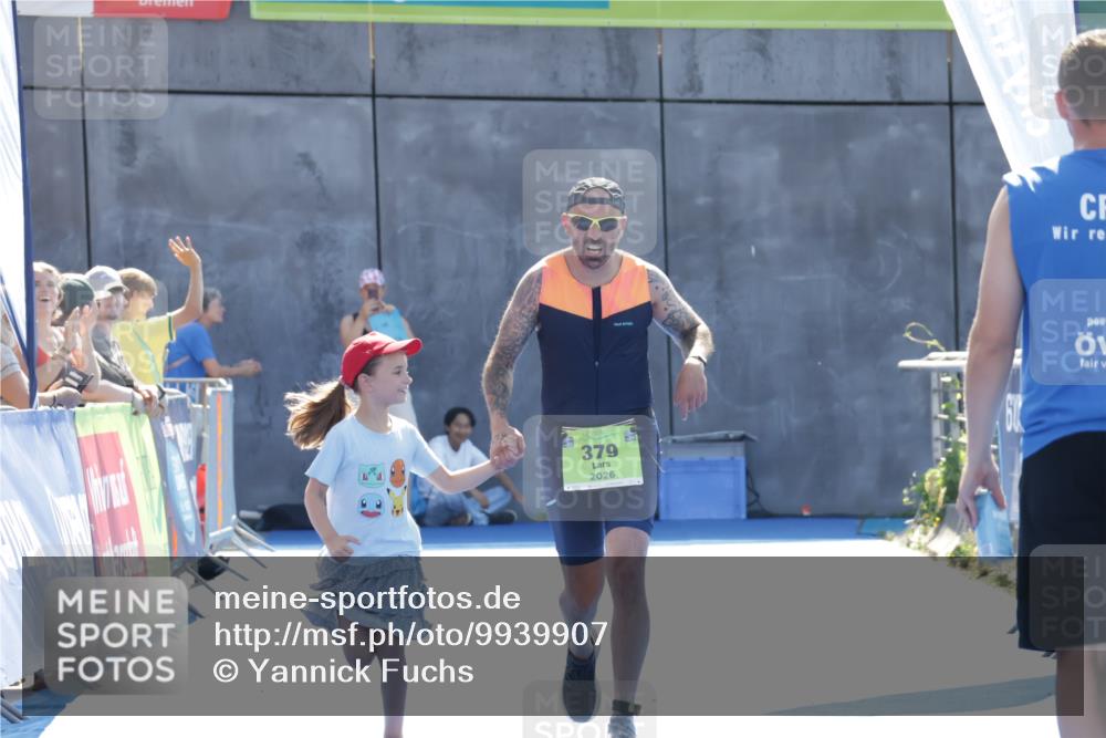 09.08.2026 - GEWOBA Citytriathlon Bremen Yannick Fuchs http://msf.ph/oto/9939907 09.08.2026 15:34:54 Ziel  meine-sportfotos.de