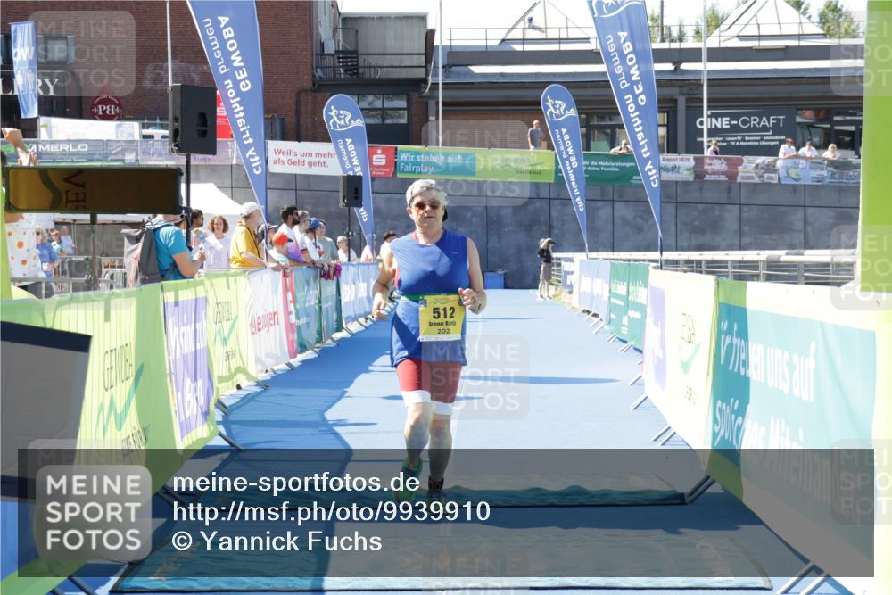09.08.2026 - GEWOBA Citytriathlon Bremen Yannick Fuchs http://msf.ph/oto/9939910 09.08.2026 11:57:03 Ziel 159, 512 meine-sportfotos.de