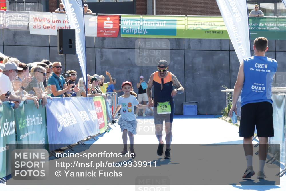 09.08.2026 - GEWOBA Citytriathlon Bremen Yannick Fuchs http://msf.ph/oto/9939911 09.08.2026 15:34:54 Ziel  meine-sportfotos.de