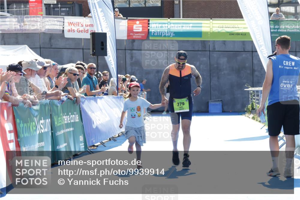 09.08.2026 - GEWOBA Citytriathlon Bremen Yannick Fuchs http://msf.ph/oto/9939914 09.08.2026 15:34:56 Ziel 379 meine-sportfotos.de