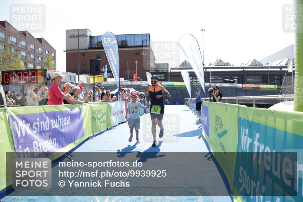 09.08.2026 - GEWOBA Citytriathlon Bremen Yannick Fuchs http://msf.ph/oto/9939925 09.08.2026 15:34:59 Ziel 379 meine-sportfotos.de