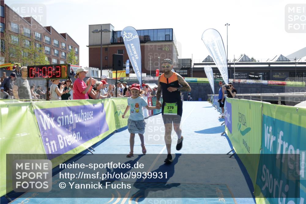 09.08.2026 - GEWOBA Citytriathlon Bremen Yannick Fuchs http://msf.ph/oto/9939931 09.08.2026 15:35:00 Ziel 379 meine-sportfotos.de