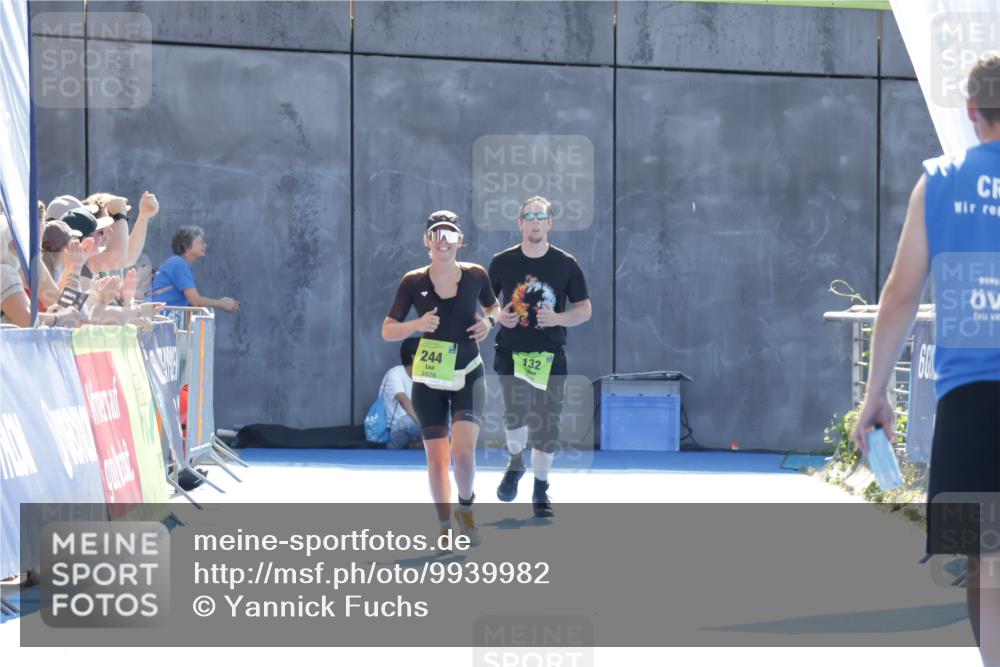 09.08.2026 - GEWOBA Citytriathlon Bremen Yannick Fuchs http://msf.ph/oto/9939982 09.08.2026 15:35:25 Ziel 464 meine-sportfotos.de