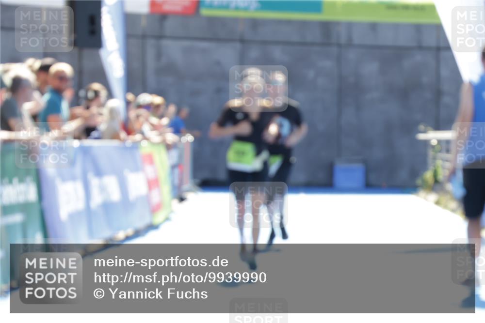 09.08.2026 - GEWOBA Citytriathlon Bremen Yannick Fuchs http://msf.ph/oto/9939990 09.08.2026 15:35:28 Ziel  meine-sportfotos.de