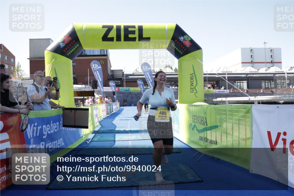 09.08.2026 - GEWOBA Citytriathlon Bremen Yannick Fuchs http://msf.ph/oto/9940024 09.08.2026 11:58:18 Ziel 485 meine-sportfotos.de