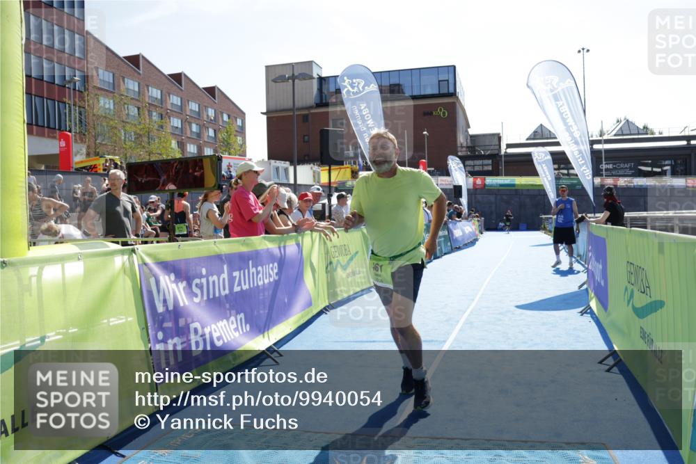 09.08.2026 - GEWOBA Citytriathlon Bremen Yannick Fuchs http://msf.ph/oto/9940054 09.08.2026 15:35:49 Ziel 461, 516 meine-sportfotos.de