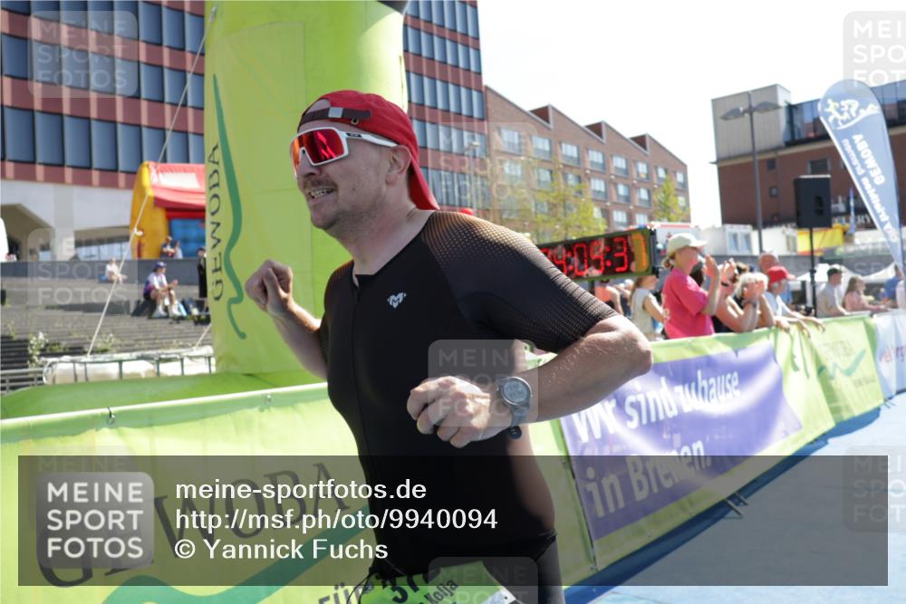 09.08.2026 - GEWOBA Citytriathlon Bremen Yannick Fuchs http://msf.ph/oto/9940094 09.08.2026 15:36:00 Ziel 372 meine-sportfotos.de