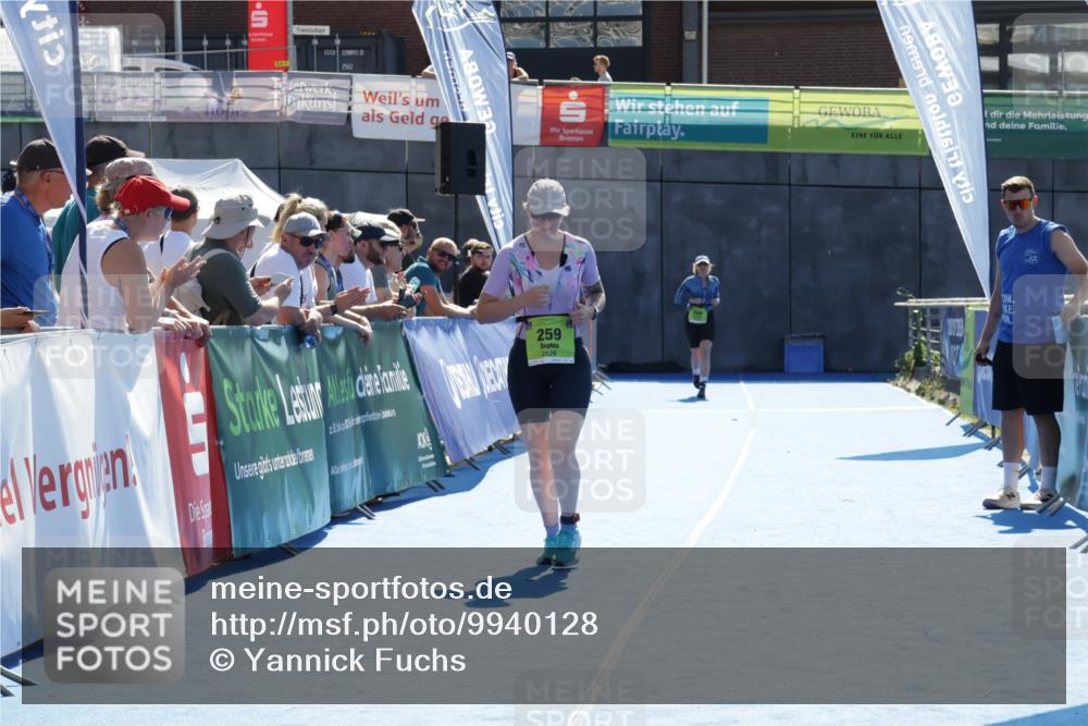 09.08.2026 - GEWOBA Citytriathlon Bremen Yannick Fuchs http://msf.ph/oto/9940128 09.08.2026 15:36:16 Ziel 259 meine-sportfotos.de