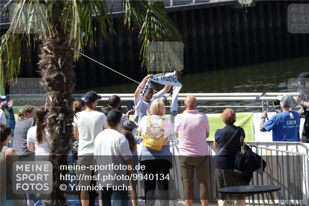 09.08.2026 - GEWOBA Citytriathlon Bremen Yannick Fuchs http://msf.ph/oto/9940134 09.08.2026 13:20:00 Ziel 628 meine-sportfotos.de