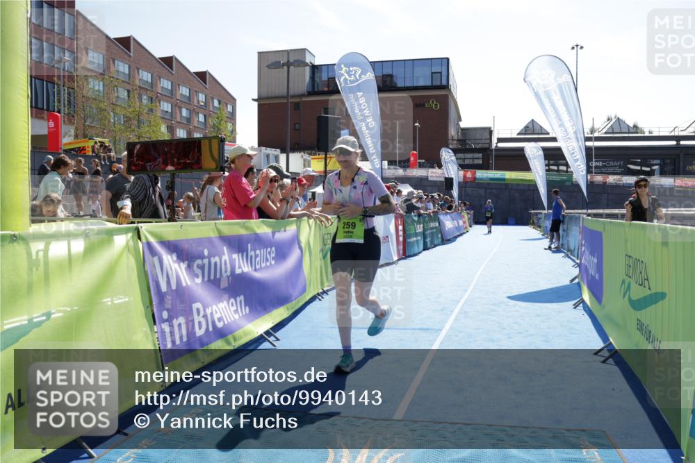 09.08.2026 - GEWOBA Citytriathlon Bremen Yannick Fuchs http://msf.ph/oto/9940143 09.08.2026 15:36:19 Ziel 259 meine-sportfotos.de