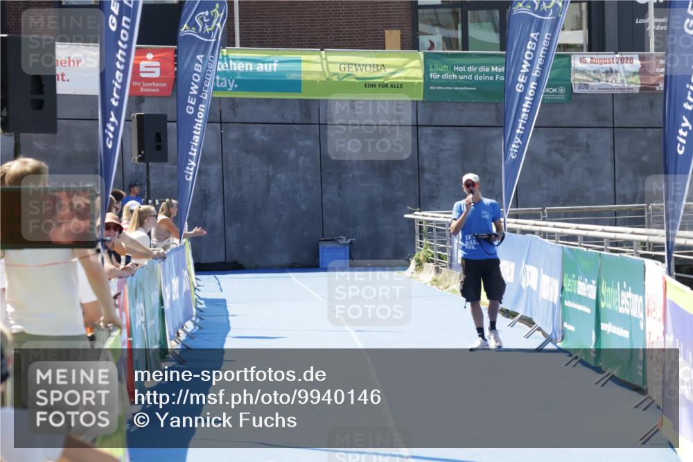 09.08.2026 - GEWOBA Citytriathlon Bremen Yannick Fuchs http://msf.ph/oto/9940146 09.08.2026 13:24:33 Ziel  meine-sportfotos.de
