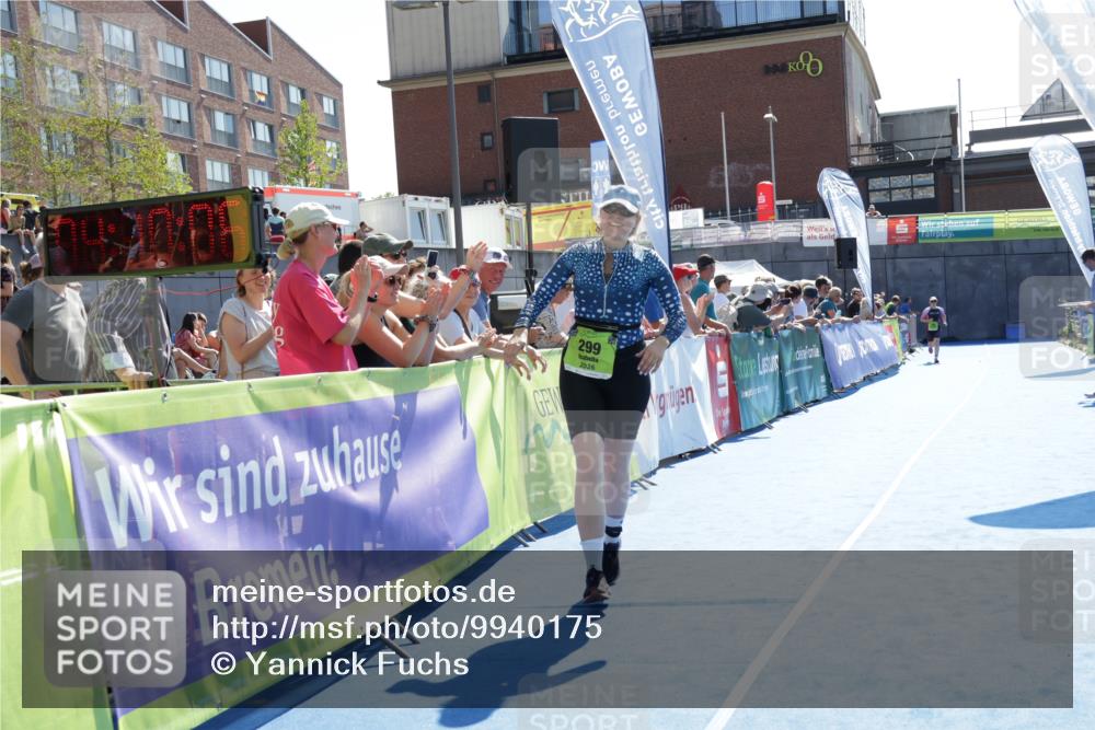 09.08.2026 - GEWOBA Citytriathlon Bremen Yannick Fuchs http://msf.ph/oto/9940175 09.08.2026 15:36:29 Ziel 299 meine-sportfotos.de