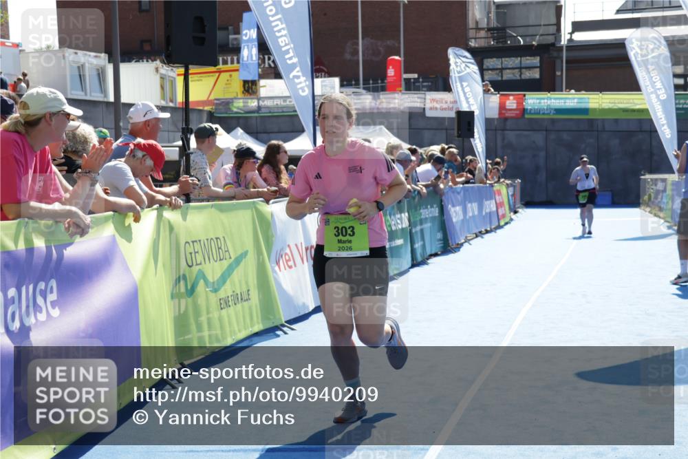 09.08.2026 - GEWOBA Citytriathlon Bremen Yannick Fuchs http://msf.ph/oto/9940209 09.08.2026 15:36:47 Ziel 303 meine-sportfotos.de