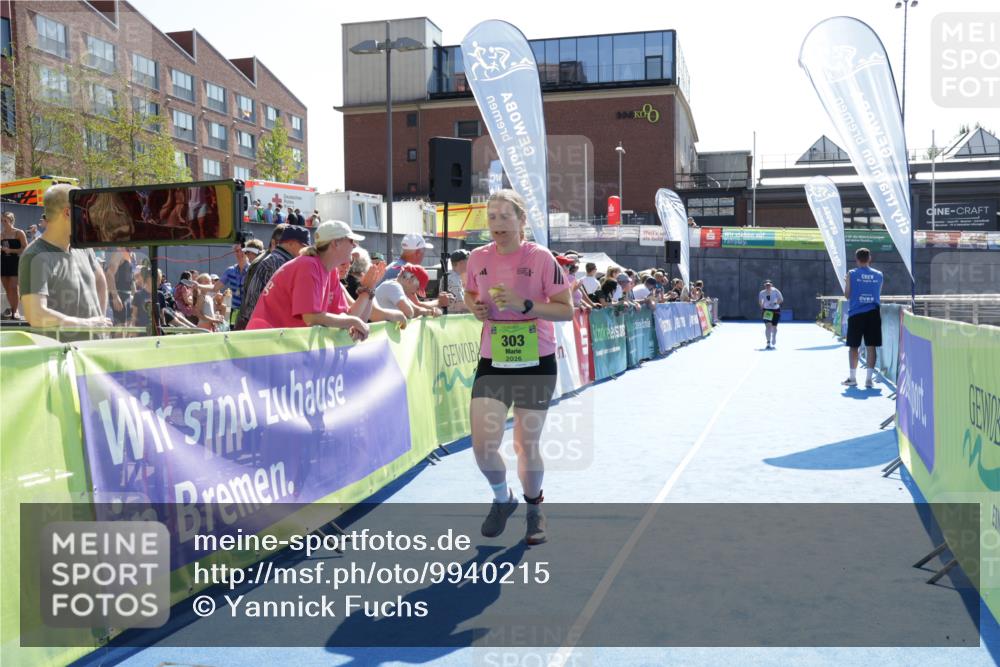 09.08.2026 - GEWOBA Citytriathlon Bremen Yannick Fuchs http://msf.ph/oto/9940215 09.08.2026 15:36:47 Ziel 303 meine-sportfotos.de