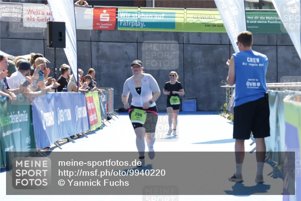09.08.2026 - GEWOBA Citytriathlon Bremen Yannick Fuchs http://msf.ph/oto/9940220 09.08.2026 15:36:50 Ziel 303 meine-sportfotos.de