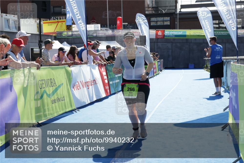 09.08.2026 - GEWOBA Citytriathlon Bremen Yannick Fuchs http://msf.ph/oto/9940232 09.08.2026 15:36:55 Ziel 266, 268 meine-sportfotos.de