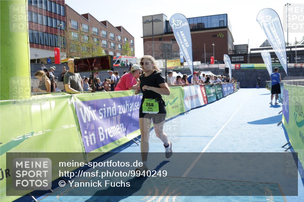 09.08.2026 - GEWOBA Citytriathlon Bremen Yannick Fuchs http://msf.ph/oto/9940249 09.08.2026 15:36:59 Ziel 266, 268 meine-sportfotos.de