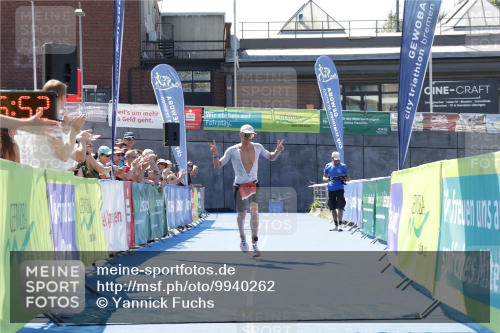 09.08.2026 - GEWOBA Citytriathlon Bremen Yannick Fuchs http://msf.ph/oto/9940262 09.08.2026 13:32:15 Ziel 684 meine-sportfotos.de