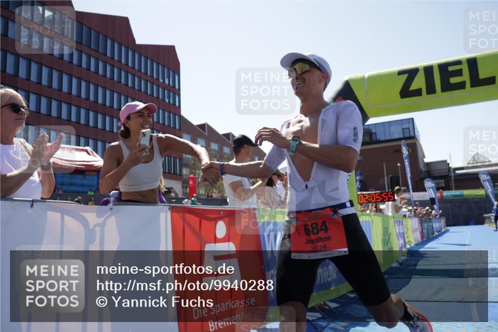 09.08.2026 - GEWOBA Citytriathlon Bremen Yannick Fuchs http://msf.ph/oto/9940288 09.08.2026 13:32:18 Ziel 684 meine-sportfotos.de