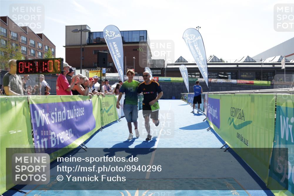 09.08.2026 - GEWOBA Citytriathlon Bremen Yannick Fuchs http://msf.ph/oto/9940296 09.08.2026 15:37:30 Ziel 421 meine-sportfotos.de