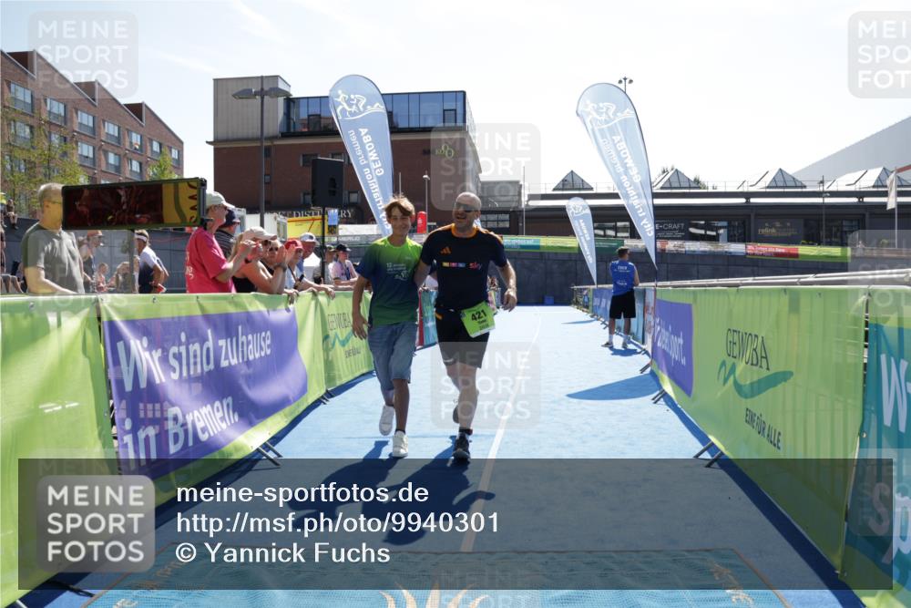09.08.2026 - GEWOBA Citytriathlon Bremen Yannick Fuchs http://msf.ph/oto/9940301 09.08.2026 15:37:30 Ziel 421 meine-sportfotos.de