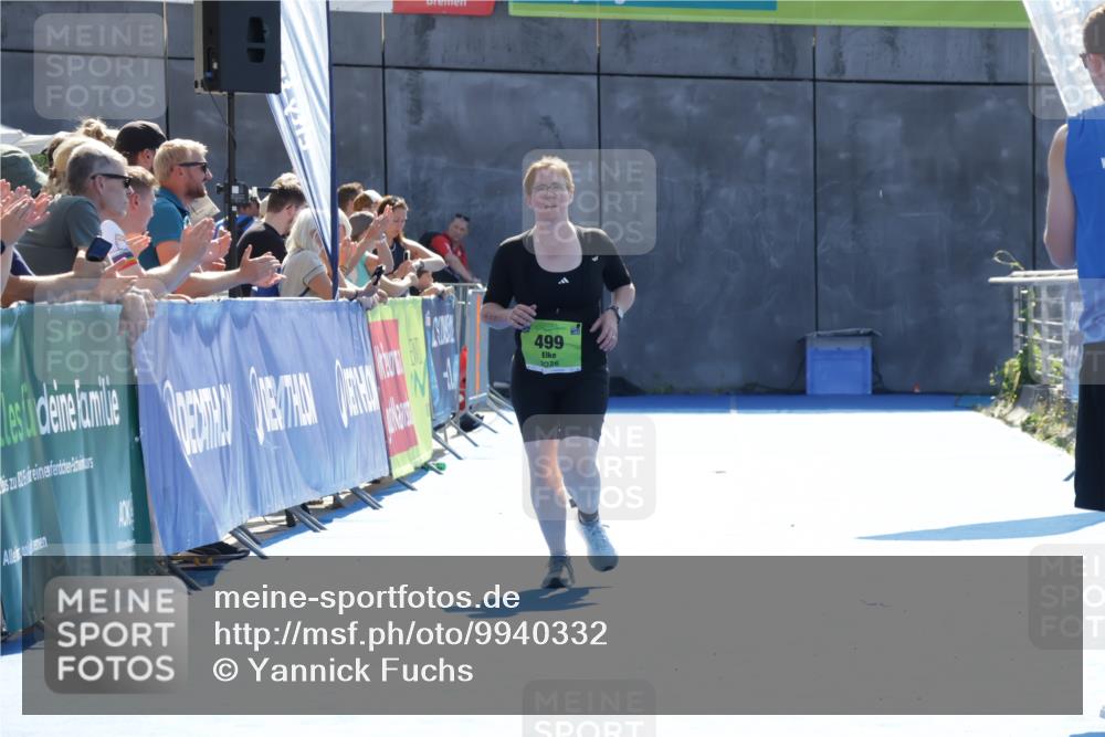 09.08.2026 - GEWOBA Citytriathlon Bremen Yannick Fuchs http://msf.ph/oto/9940332 09.08.2026 15:37:56 Ziel 387 meine-sportfotos.de