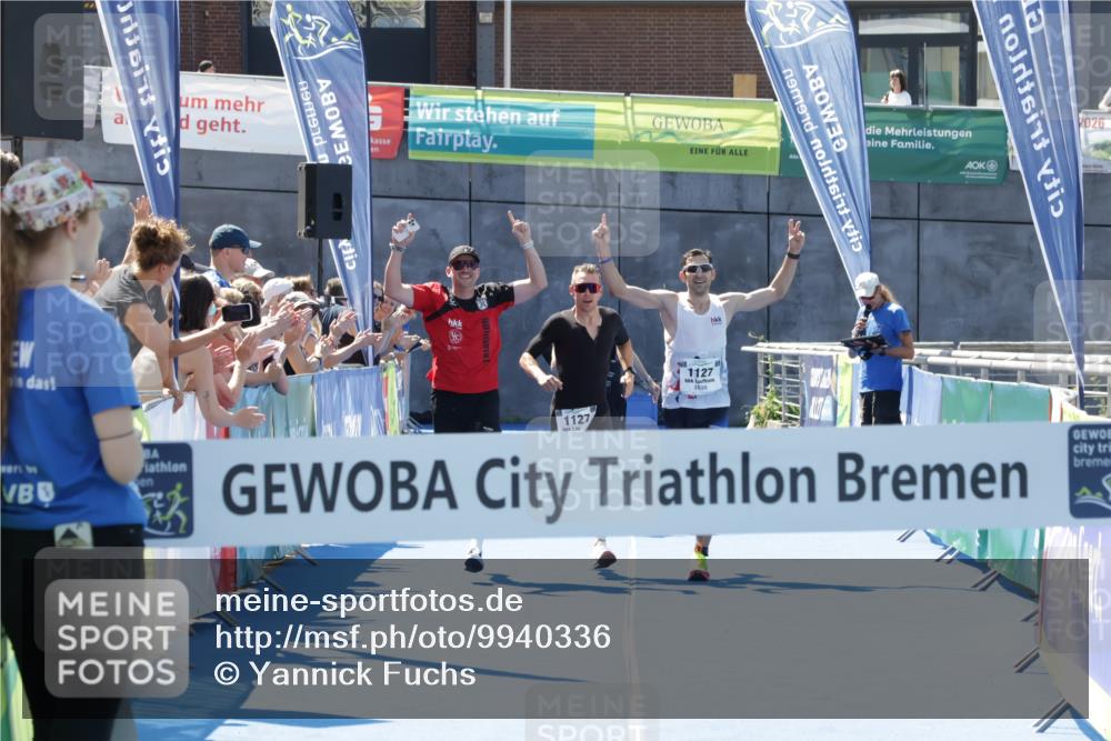09.08.2026 - GEWOBA Citytriathlon Bremen Yannick Fuchs http://msf.ph/oto/9940336 09.08.2026 13:39:29 Ziel 1127 meine-sportfotos.de