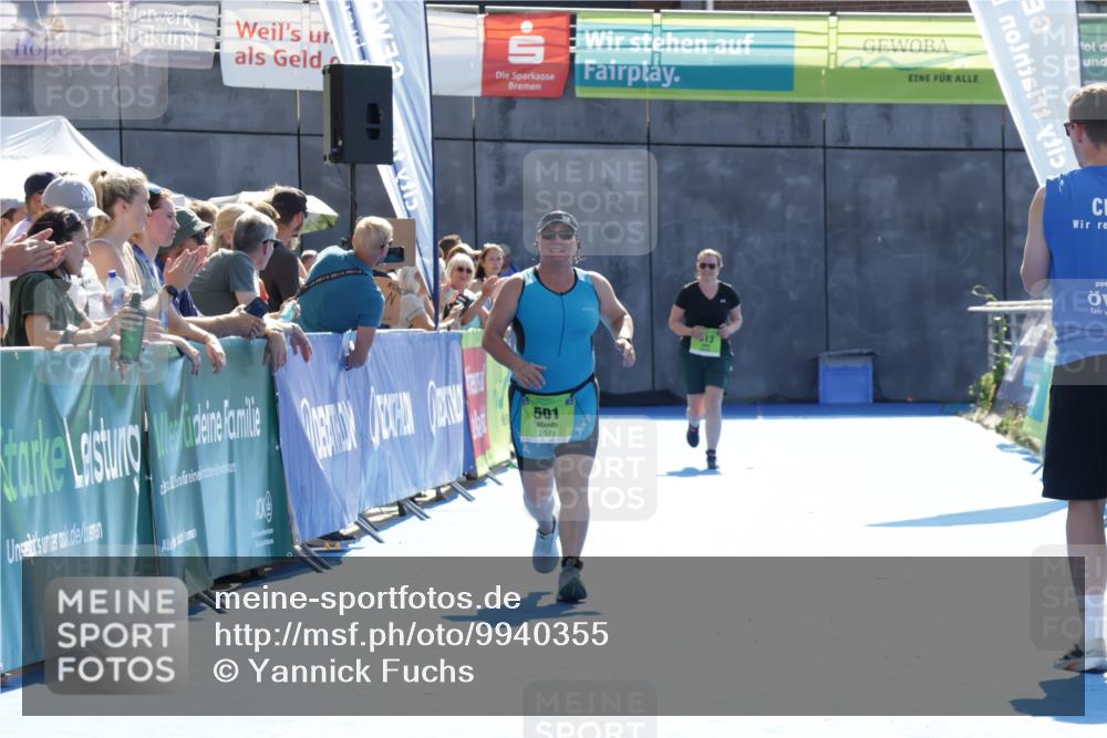 09.08.2026 - GEWOBA Citytriathlon Bremen Yannick Fuchs http://msf.ph/oto/9940355 09.08.2026 15:38:25 Ziel  meine-sportfotos.de