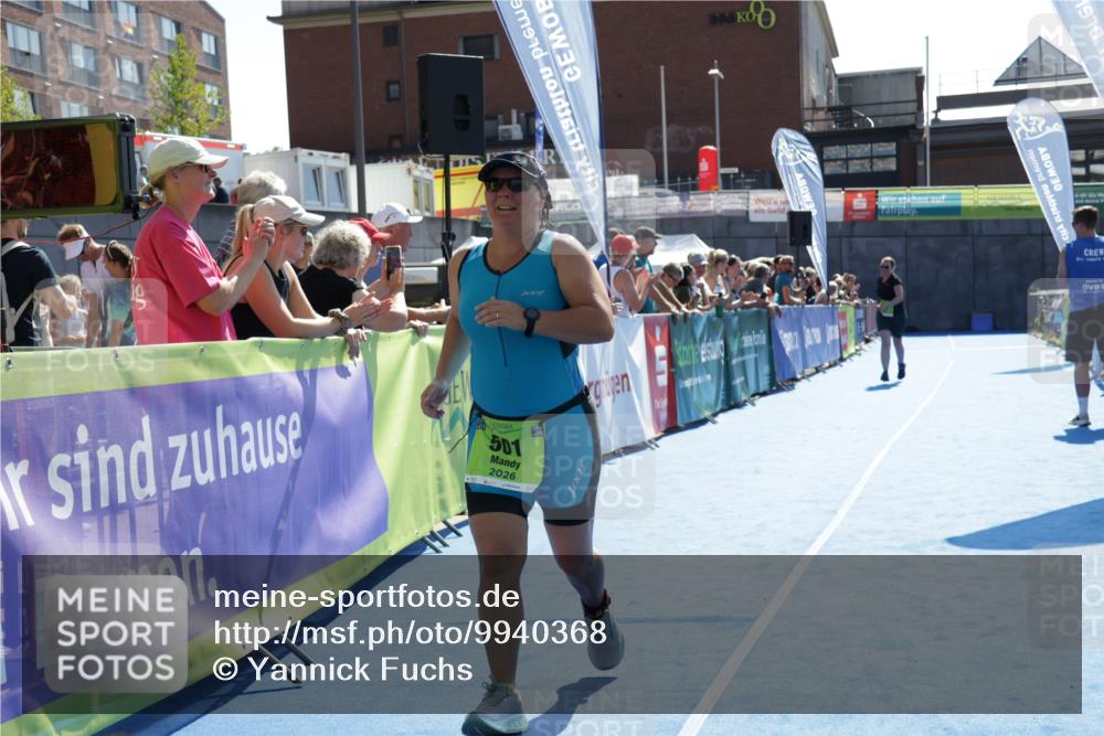 09.08.2026 - GEWOBA Citytriathlon Bremen Yannick Fuchs http://msf.ph/oto/9940368 09.08.2026 15:38:30 Ziel 501 meine-sportfotos.de