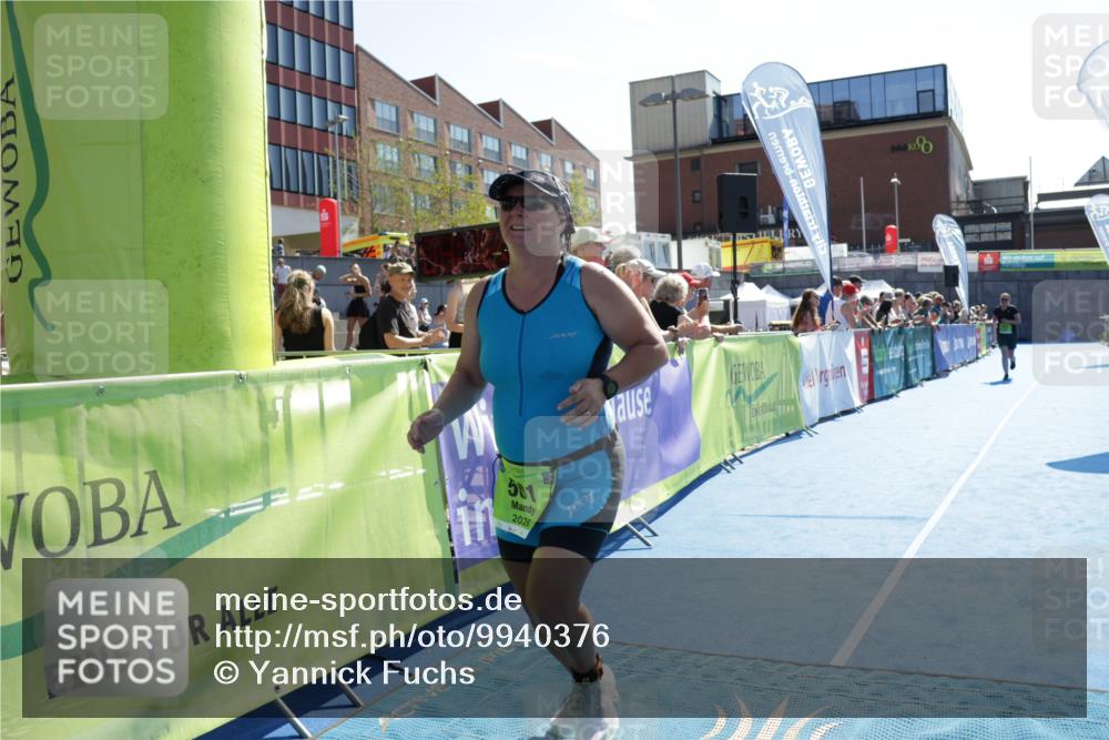 09.08.2026 - GEWOBA Citytriathlon Bremen Yannick Fuchs http://msf.ph/oto/9940376 09.08.2026 15:38:31 Ziel 501 meine-sportfotos.de