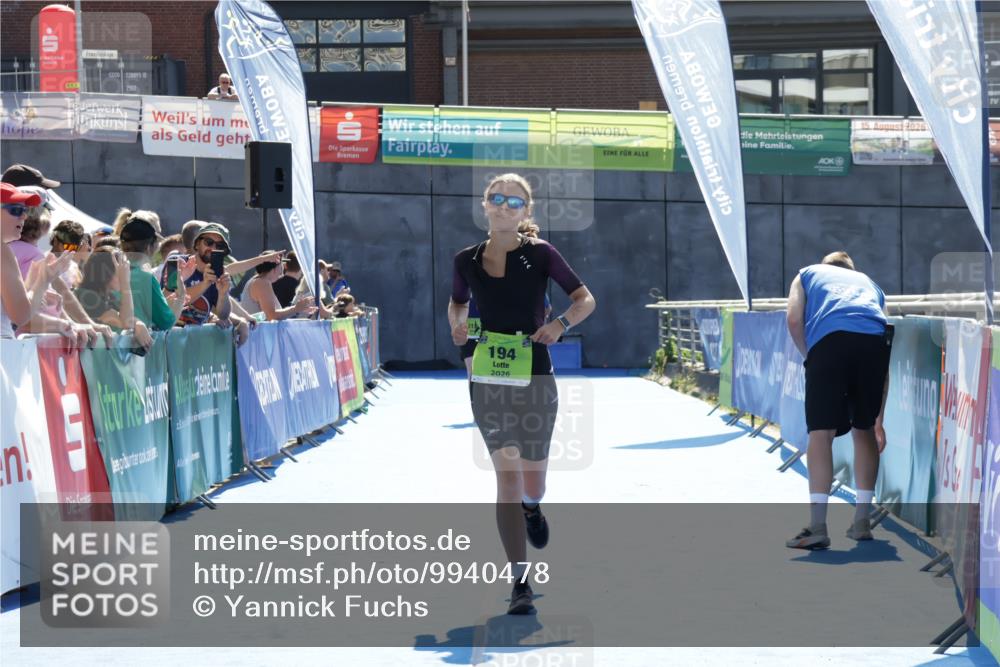 09.08.2026 - GEWOBA Citytriathlon Bremen Yannick Fuchs http://msf.ph/oto/9940478 09.08.2026 15:39:34 Ziel 194, 209 meine-sportfotos.de