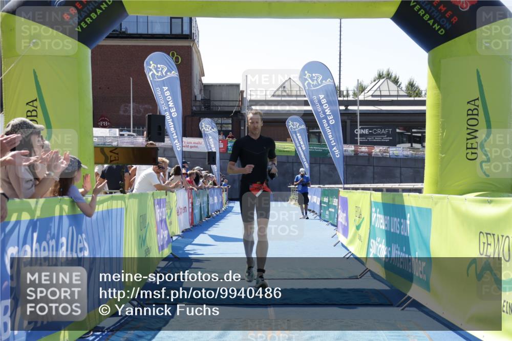 09.08.2026 - GEWOBA Citytriathlon Bremen Yannick Fuchs http://msf.ph/oto/9940486 09.08.2026 13:41:00 Ziel 803 meine-sportfotos.de