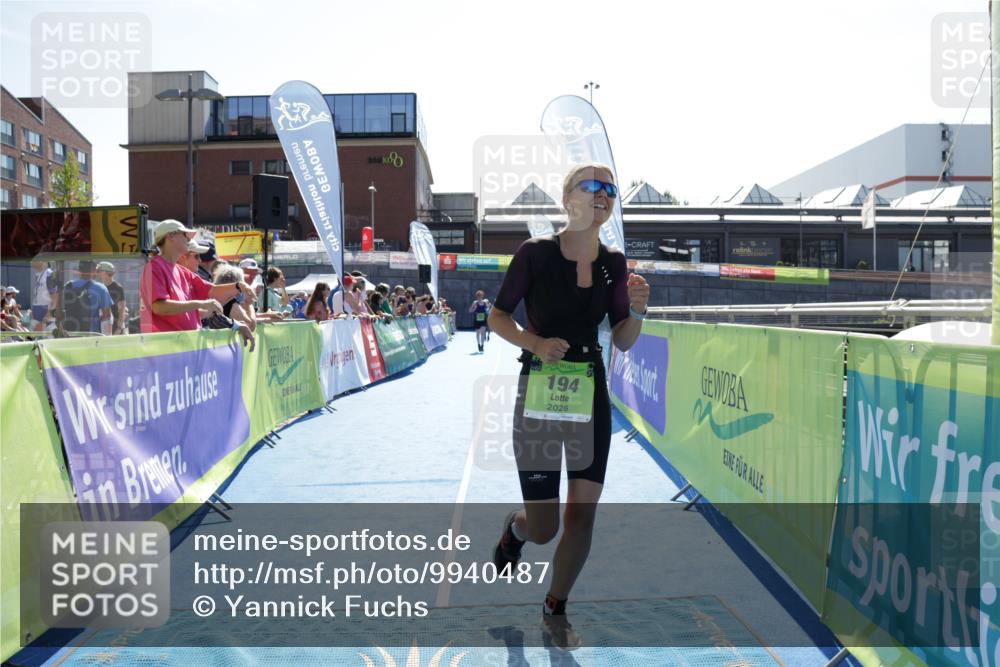 09.08.2026 - GEWOBA Citytriathlon Bremen Yannick Fuchs http://msf.ph/oto/9940487 09.08.2026 15:39:36 Ziel 194 meine-sportfotos.de